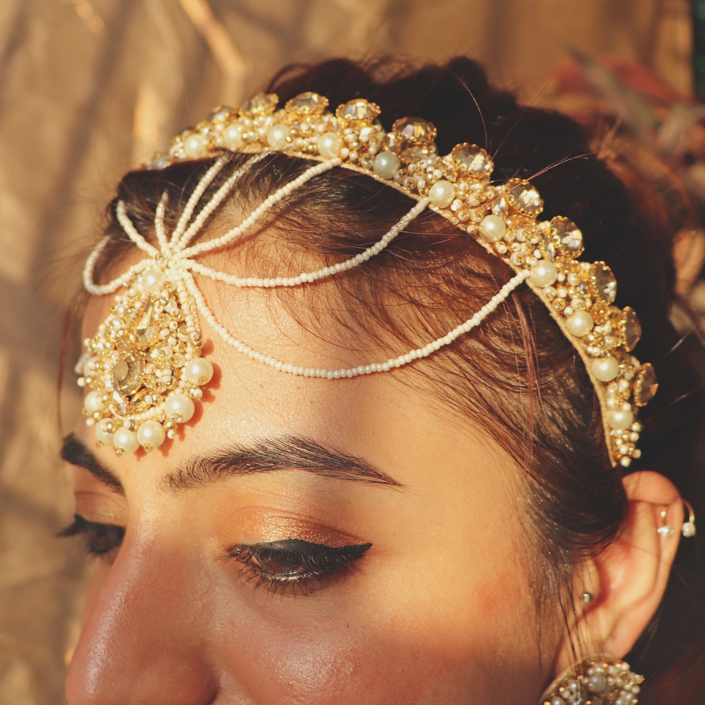 Amaara Headband with Mangtika